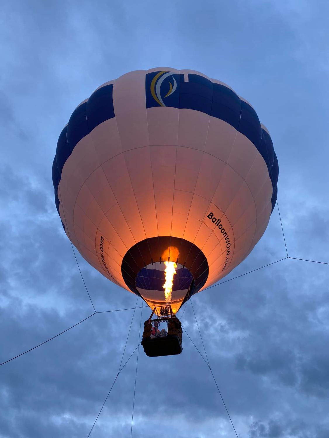 Hot air ballon
